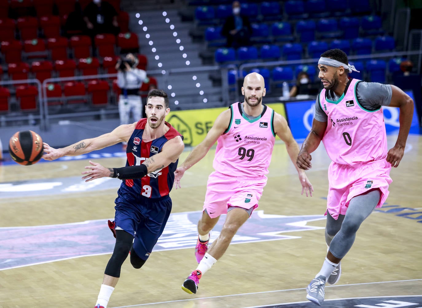 Las fotos del Baskonia - Barcelona. 