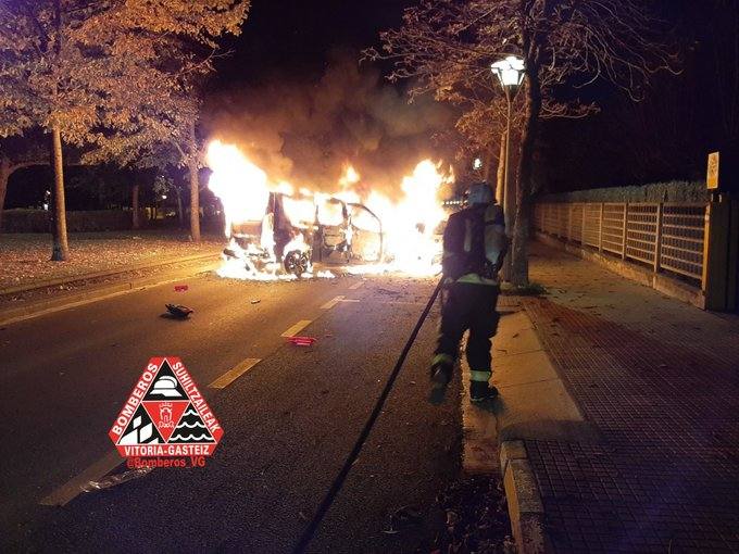 Bomberos han sofocado las llamas.