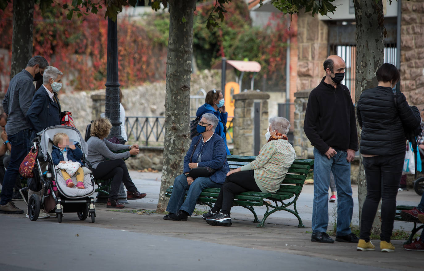 Bizkaia mantiene cinco municipios en alerta roja por coronavirus