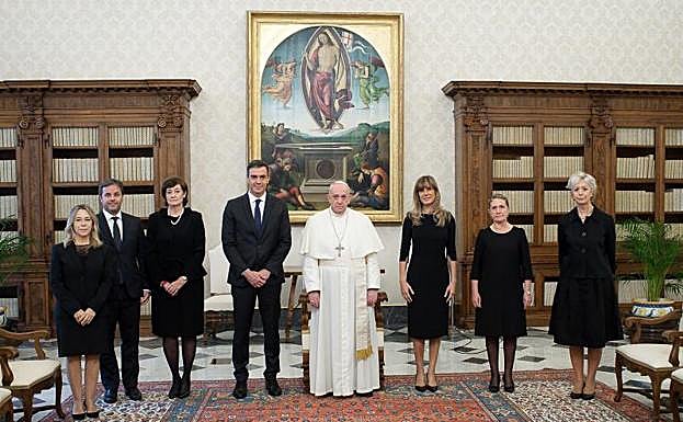 El Papa recuerda a Sánchez que la política es «un servicio» que «va más allá de las maniobras»