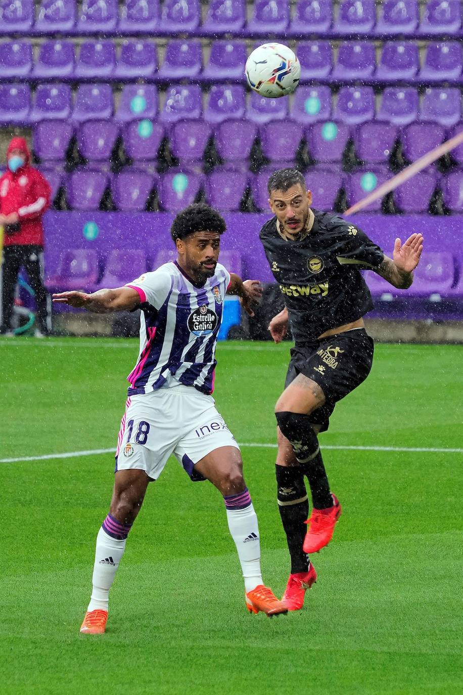 Fotos: El Valladolid-Alavés, en imágenes