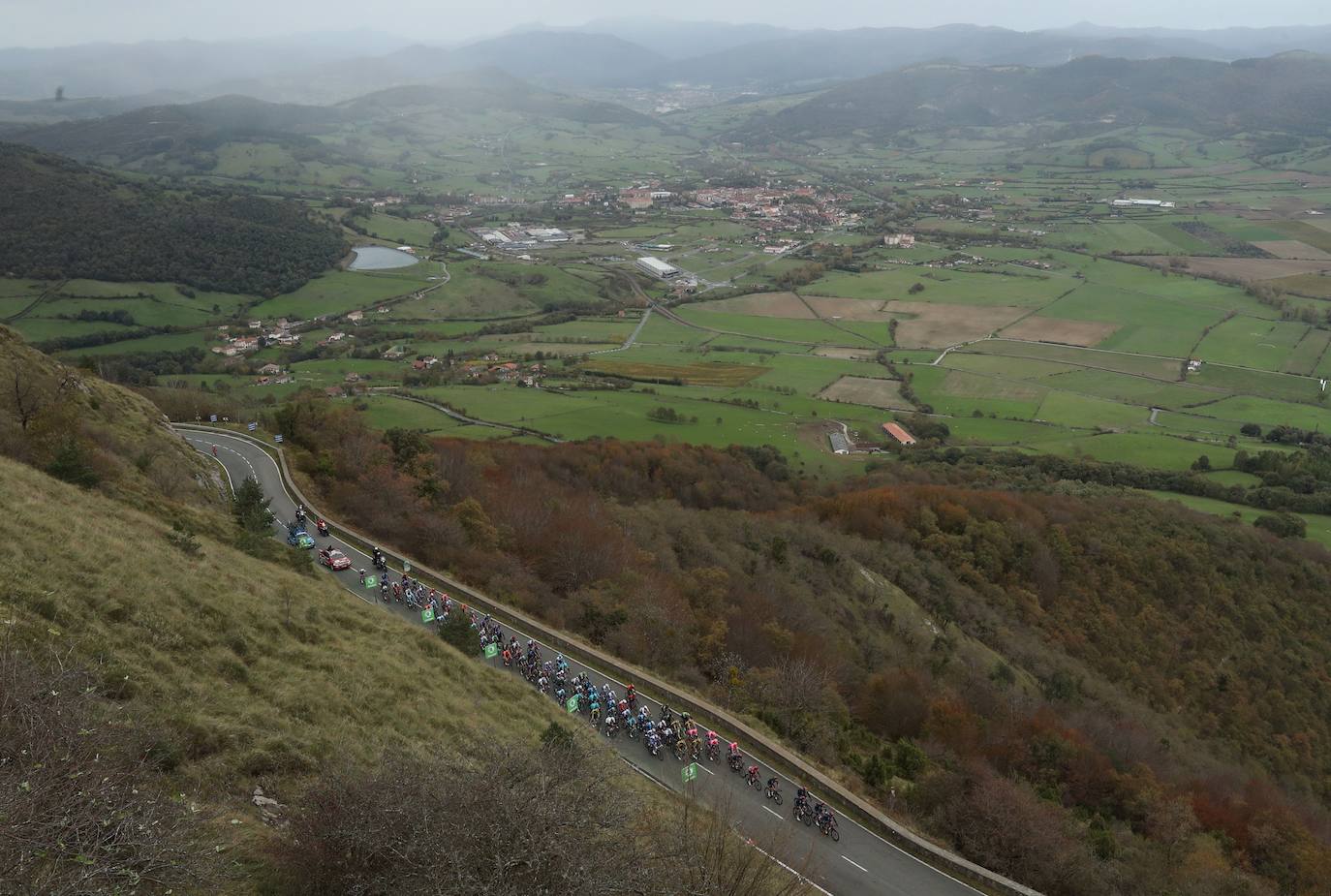 Las fotos de la etapa más alavesa de La Vuelta 2020