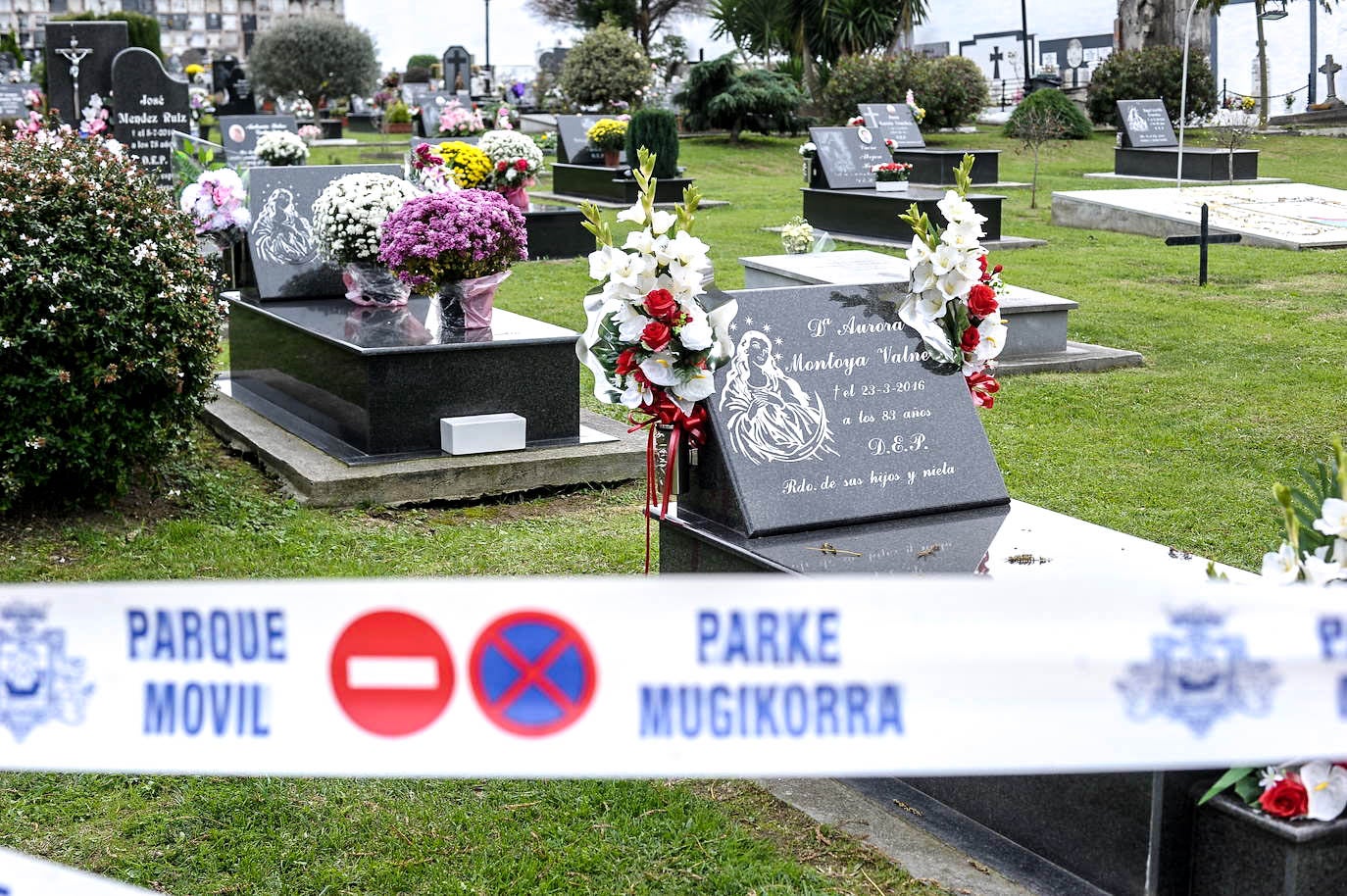 Cementerio de Portugalete, día de todos los santos de 2020, en estado de alarma por Coronavirus.