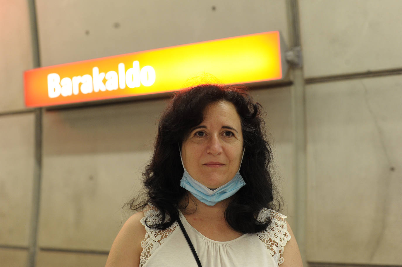 "El metro ha cambiado mucho nuestras costumbres, para bien. Me gustaría que hubiera más líneas. Gallarta, Trápaga.. no tienen y es una zona con mucha población. Tampoco hay salida en Megapark y la veo necesaria, con la cantidad de gente que va. Para mí el metro es un servicio indispensable en una ciudad como Bilbao, tan turística". 