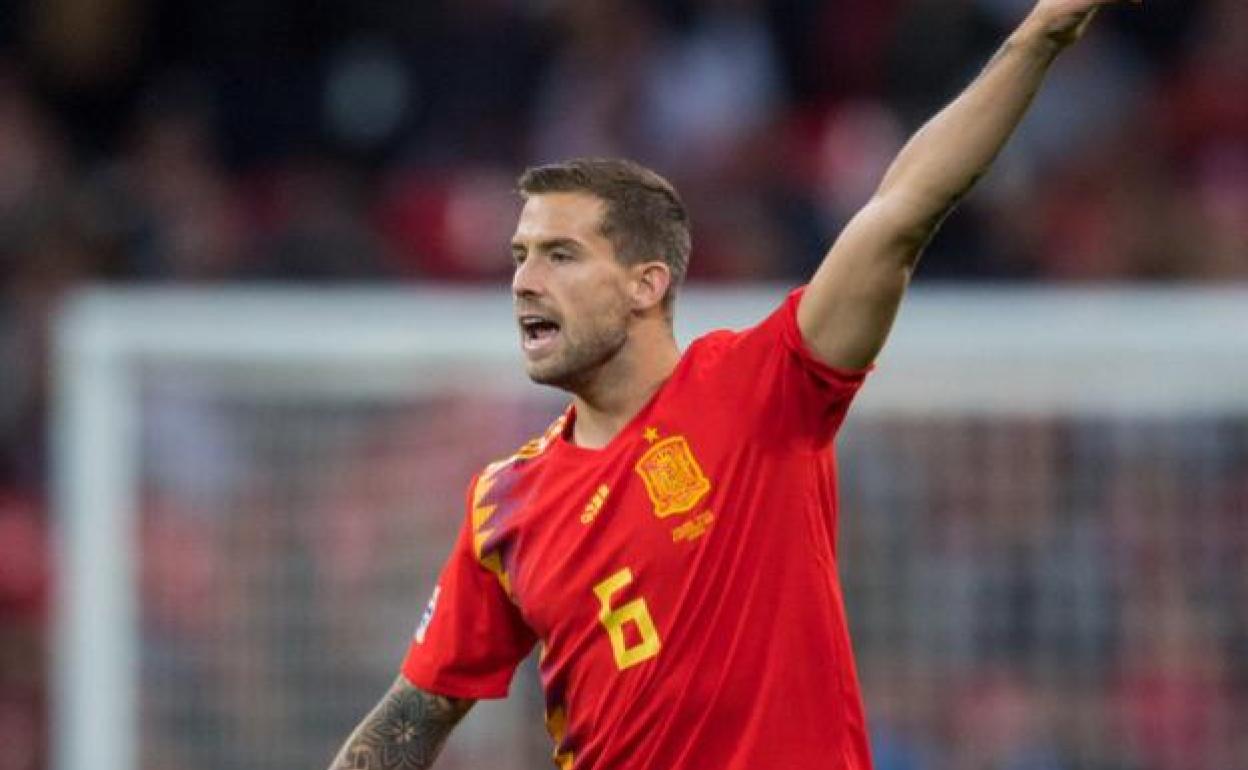 Iñigo Martínez, con la camiseta de España 