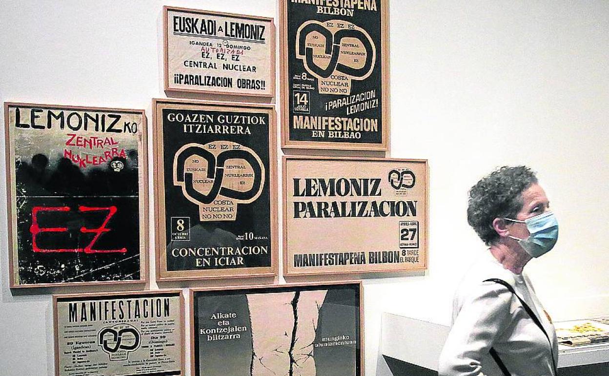 Sin ninguna alusión a los asesinatos de ETA