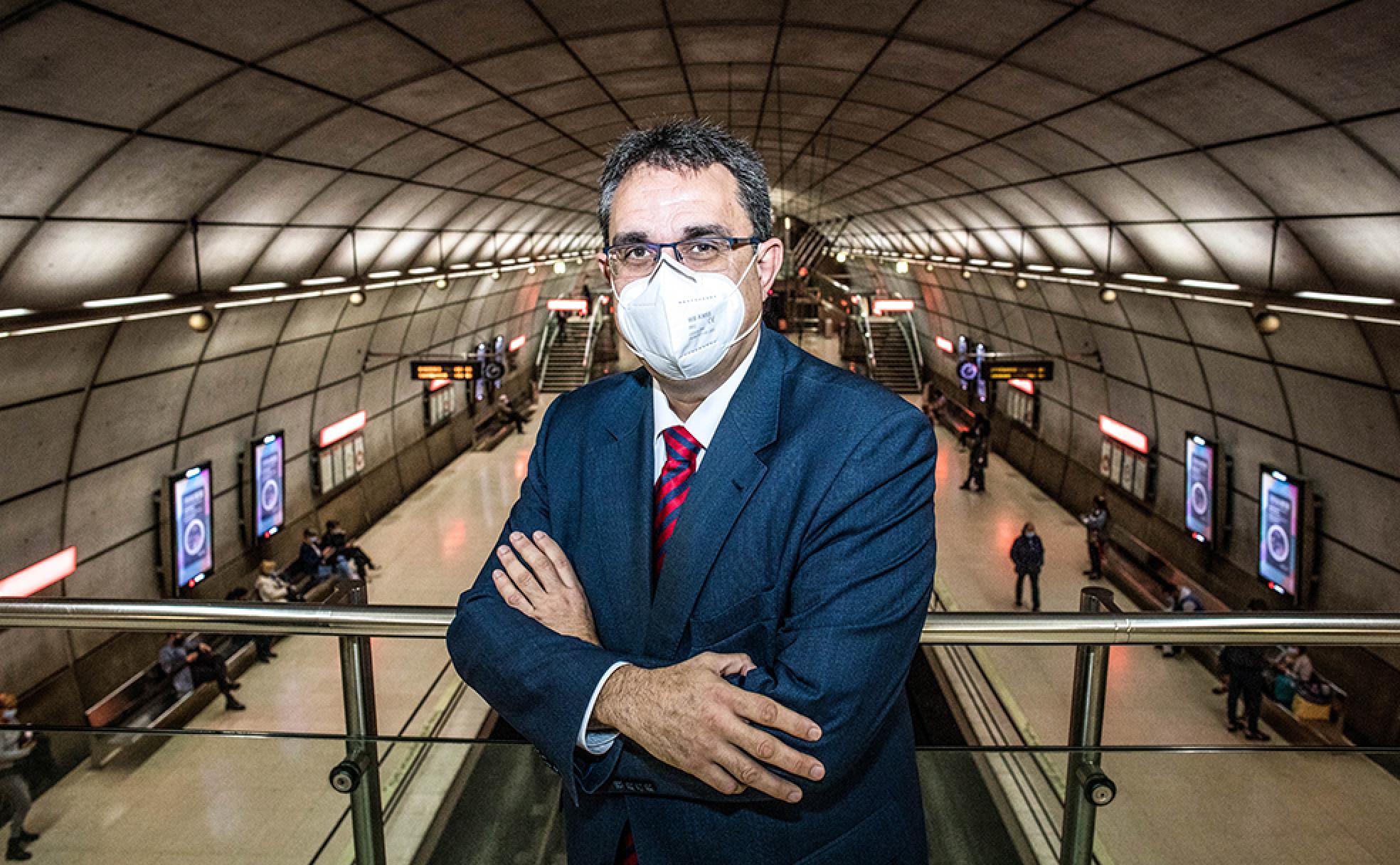 «En breve tendremos una app para saber el paso de trenes en tiempo real»