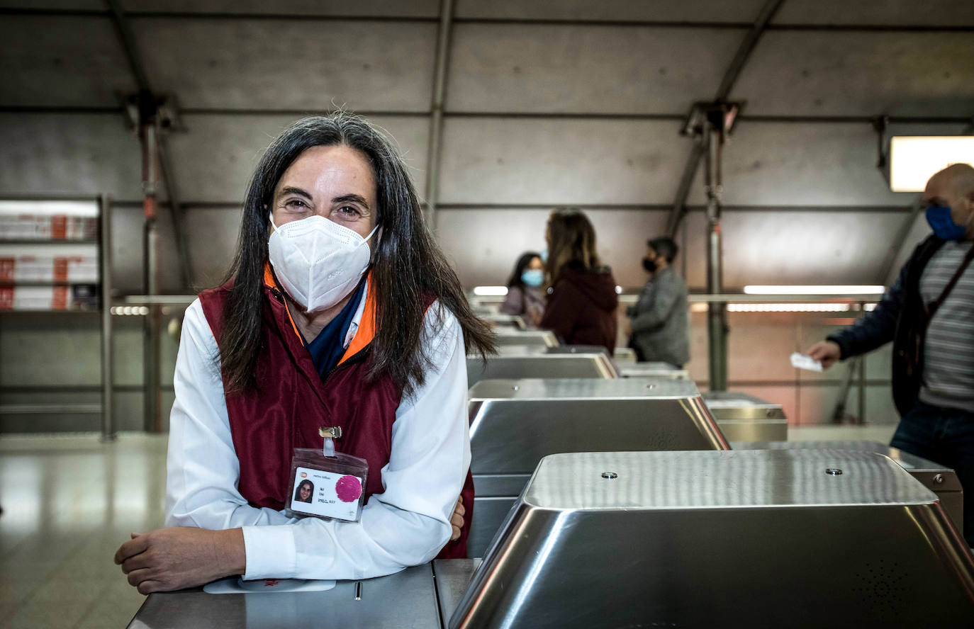 Gemma Castaño es la operadora «multifunción»