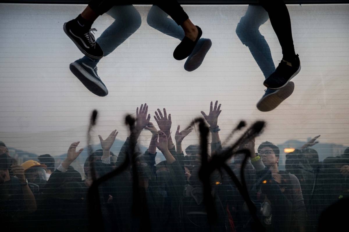 "Escaping" de Shawn Yuan. Tercer Lugar en la categoría de "Documental y Fotoperiodismo.