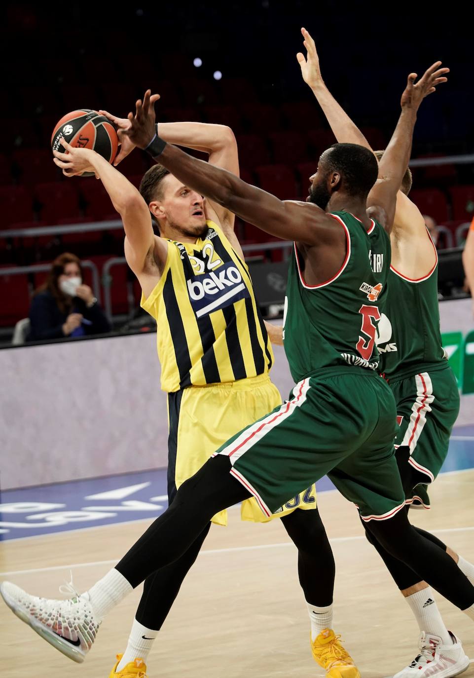 Fotos: El Baskonia-Fenerbahce, en imágenes