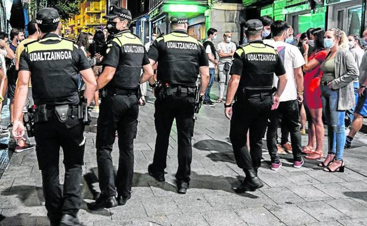 La Policía Municipal de Getxo ya incrementó el control sobre las infracciones en verano. 