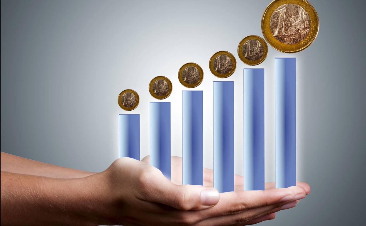 ¿Cómo ahorro para la jubilación? Así es el modelo británico que quiere implantar el Gobierno