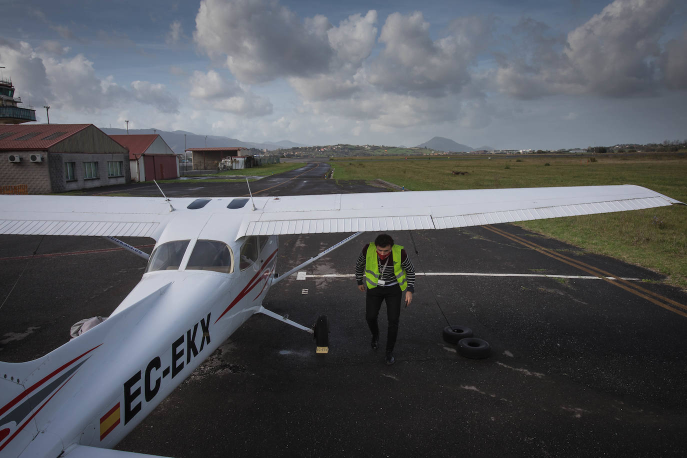 Fotos: El aeropuerto de Sondika en imágenes