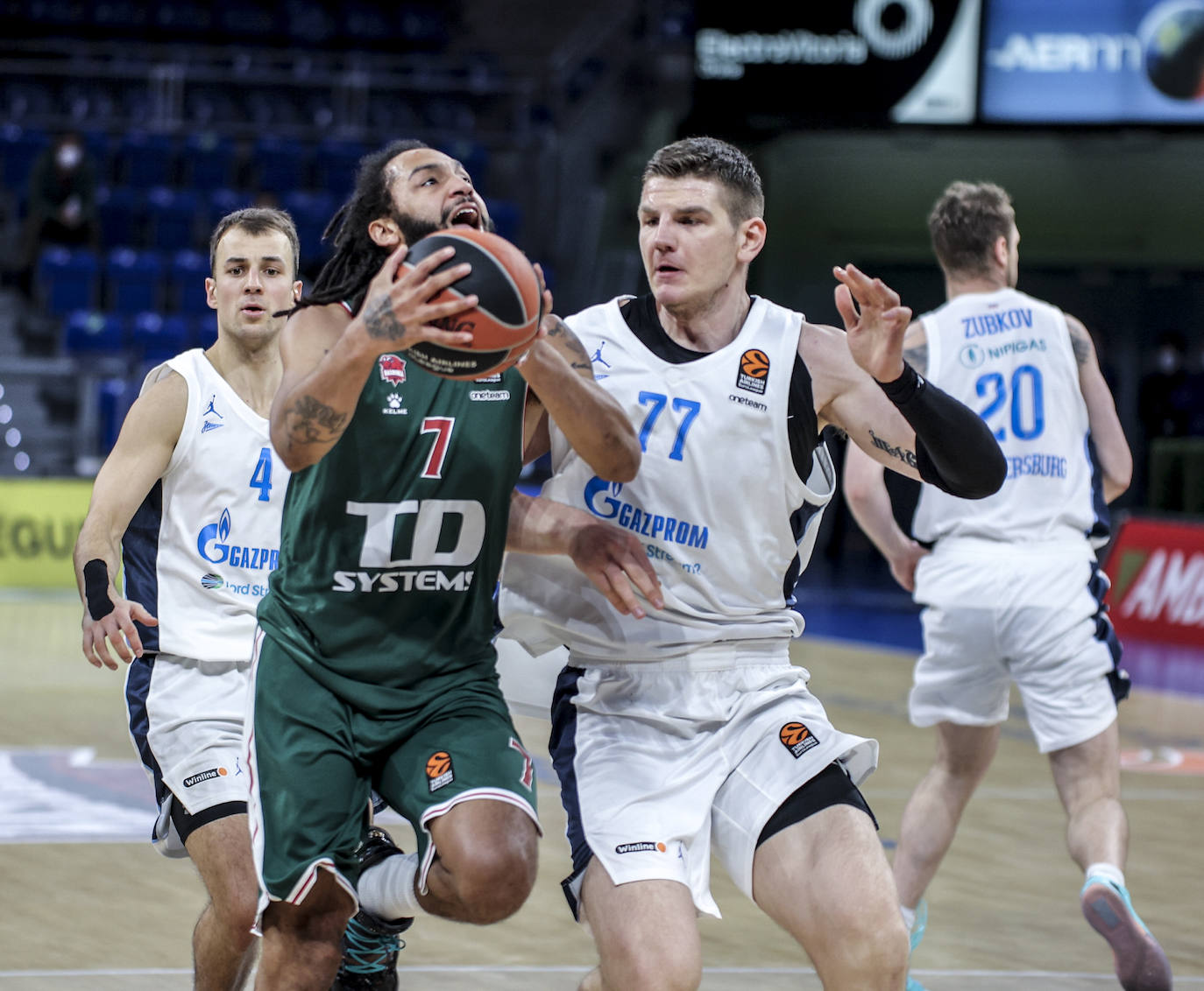 Fotos: Las fotos del Baskonia - Zenit