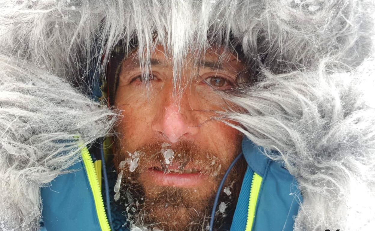 Alex Txikon 2020. urtean Everestera egininko espedizioan.