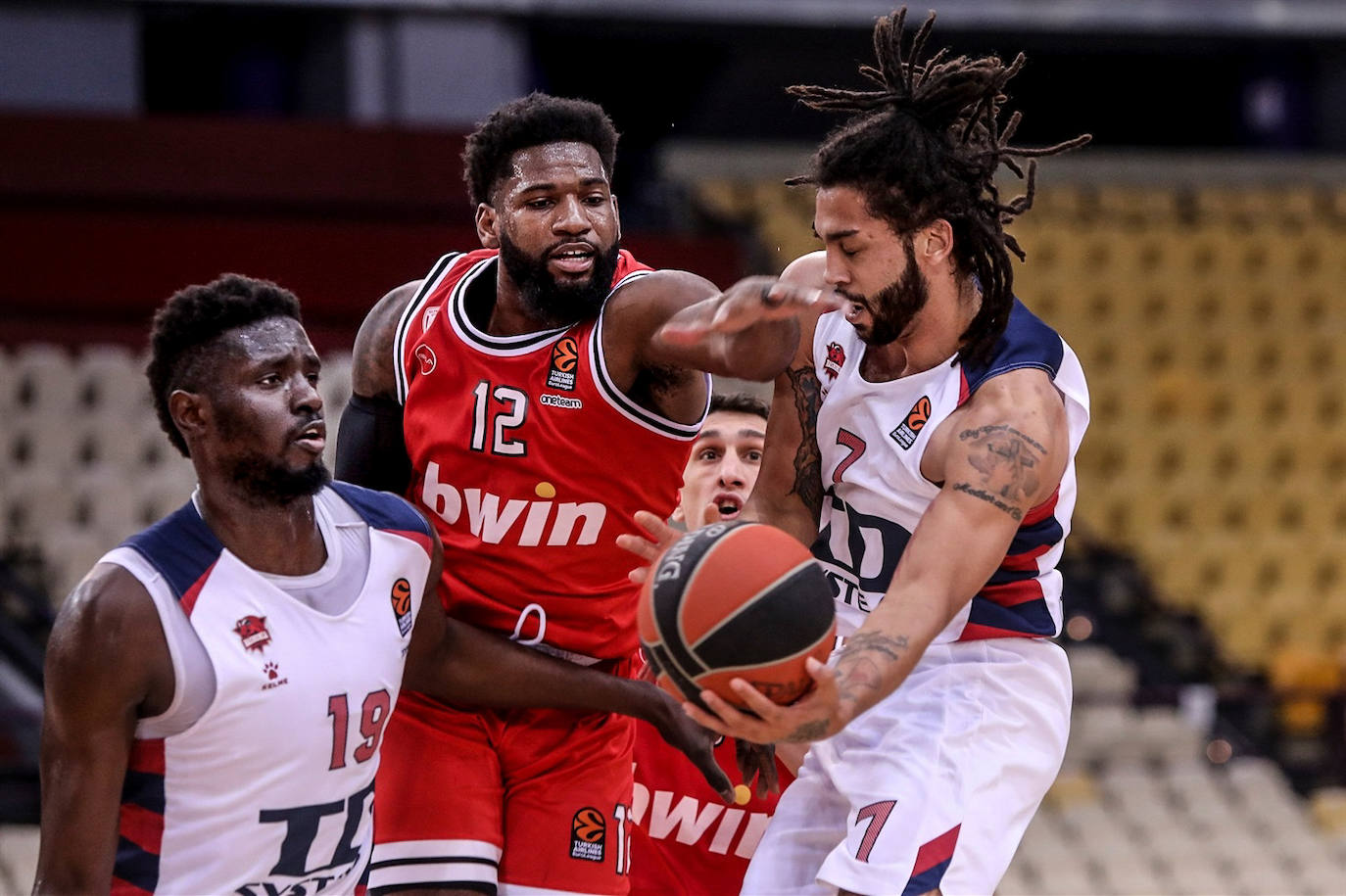 Fotos: Las fotos del Olympiacos - Baskonia