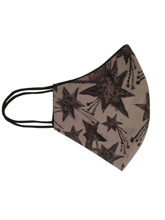 Fotos: El pack de la «Generación del 68» bilbaína: mascarillas con arte y pañuelos a juego