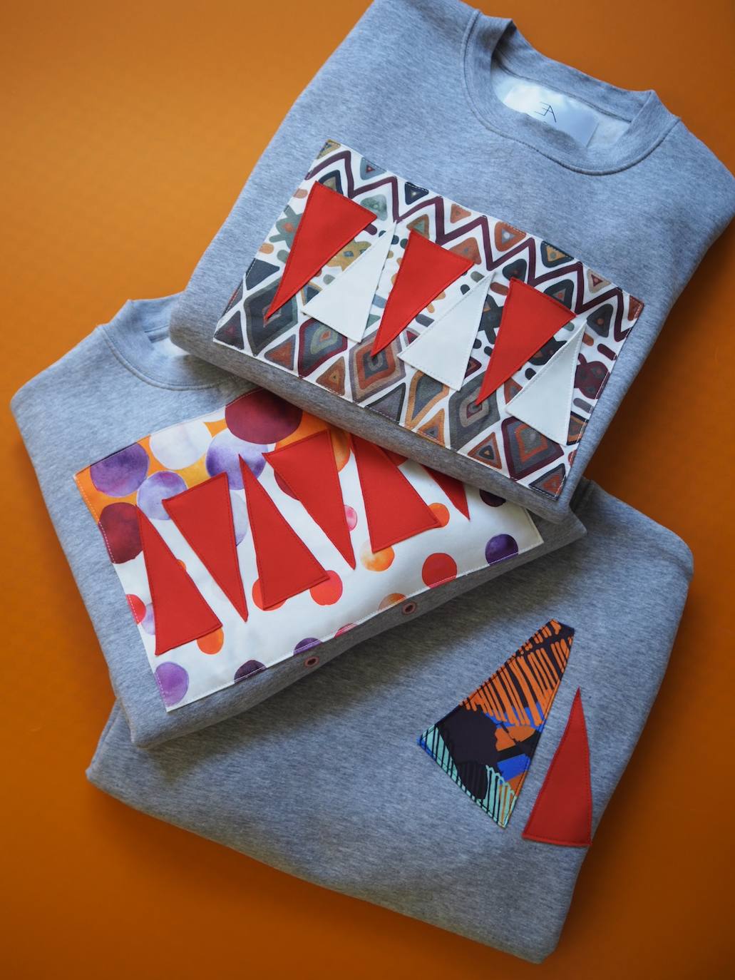 Fotos: Las sudaderas más originales del momento son vascas, cuestan menos de 60 euros y las firma Eder Aurre