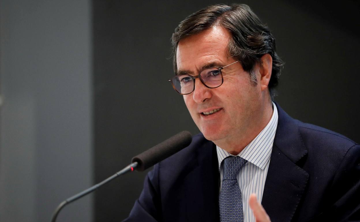 Garamendi encandila a la prensa