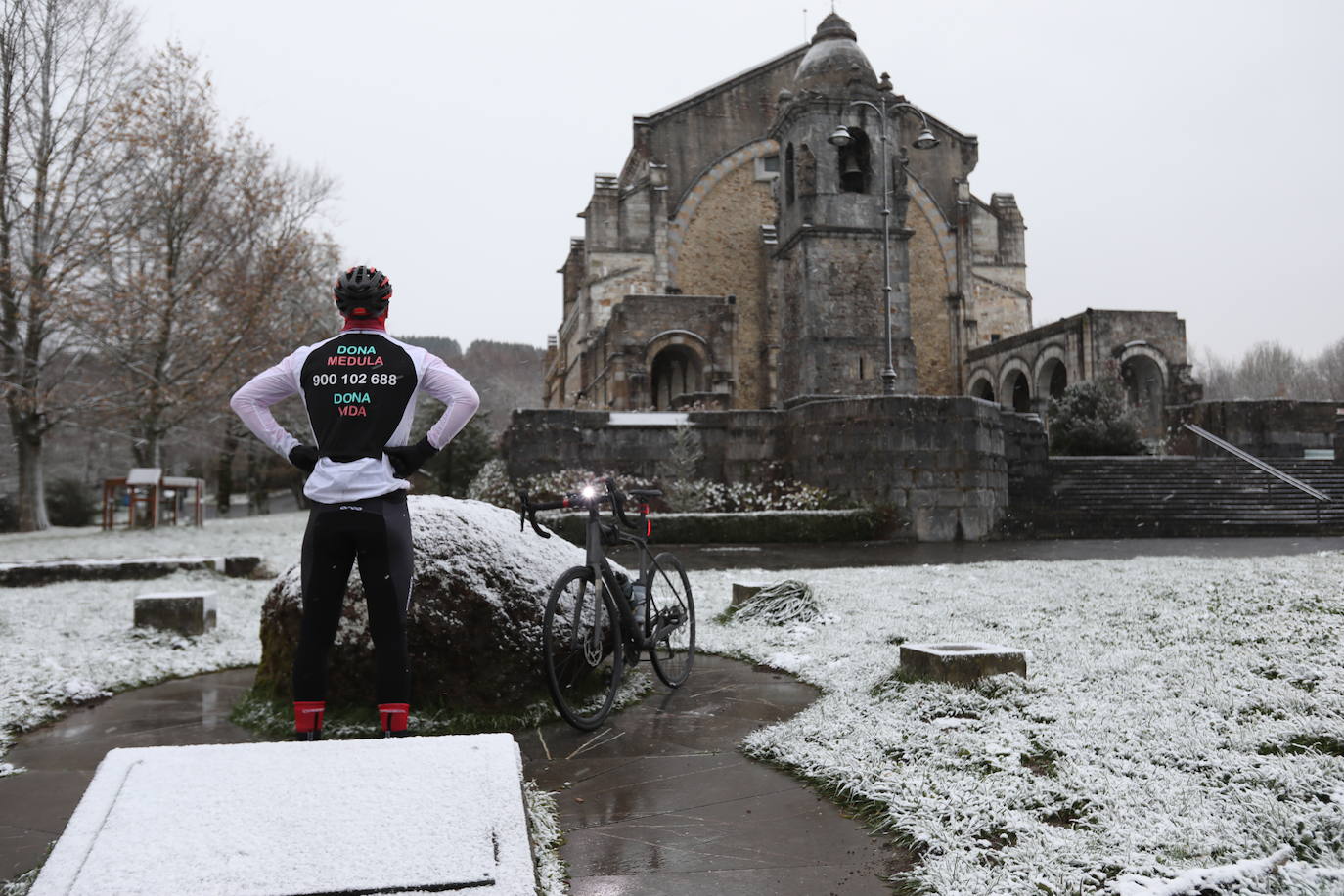 Primera nevada del otoño, que había sido hasta este momento cálido y muy seco 