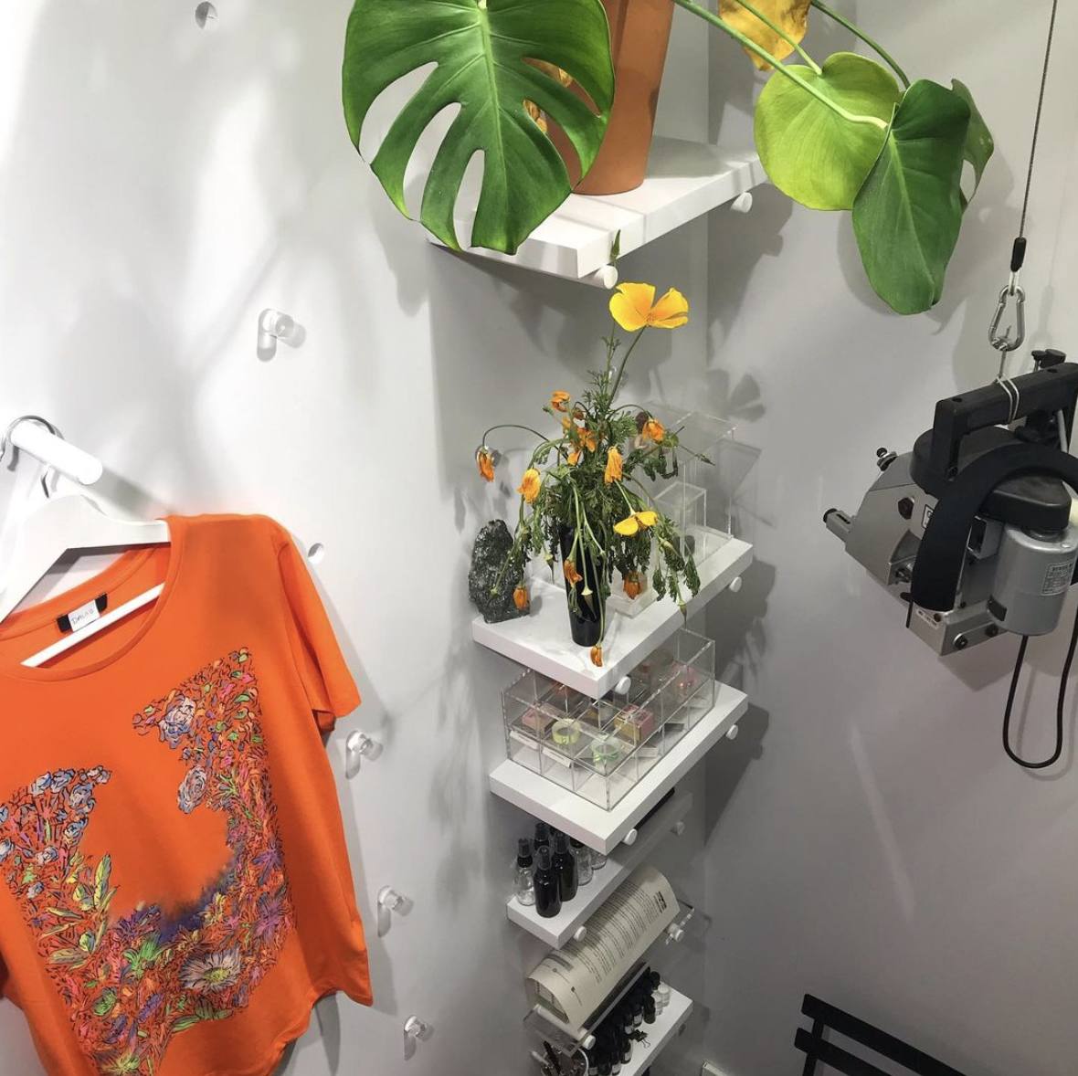 Fotos: Prendas únicas y perfumes a la carta en la tienda de autor más pequeña de Bilbao