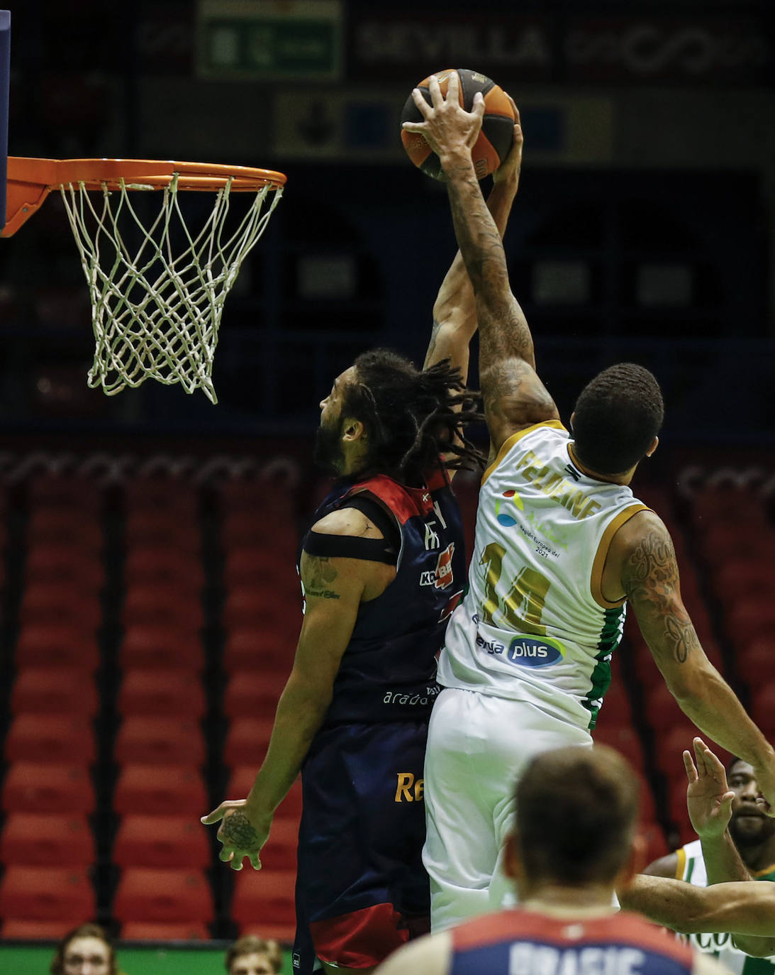 Fotos: Las imágenes del Real Betis-Baskonia
