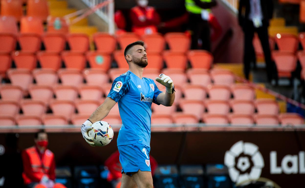 Valencia - Athletic: El Athletic regala dos puntos de oro