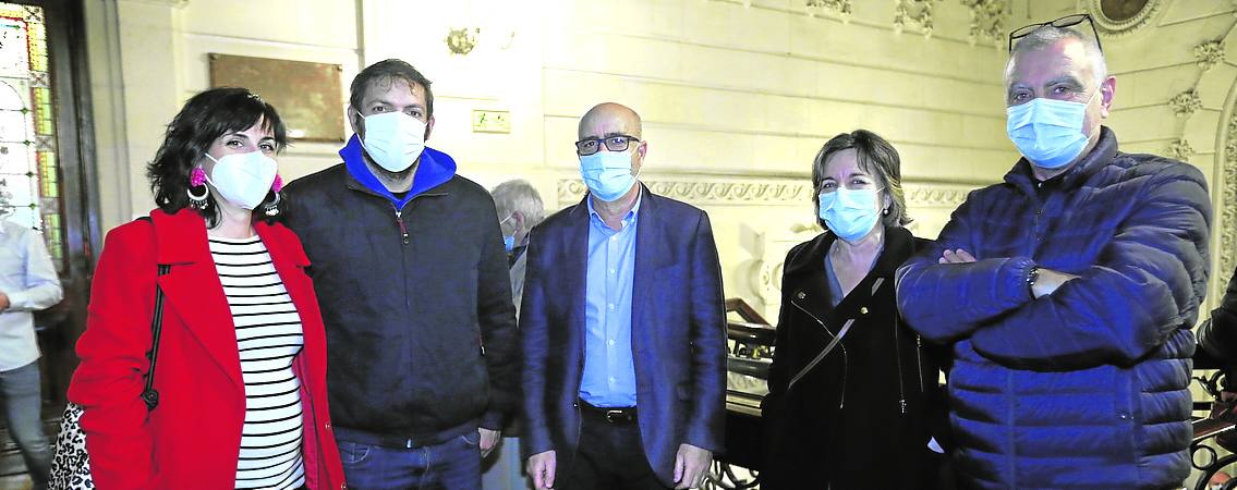 Ane Ontoso, Borja Arraibi, José Miguel Santamaría, Marbella García y Ángel Pereda. 