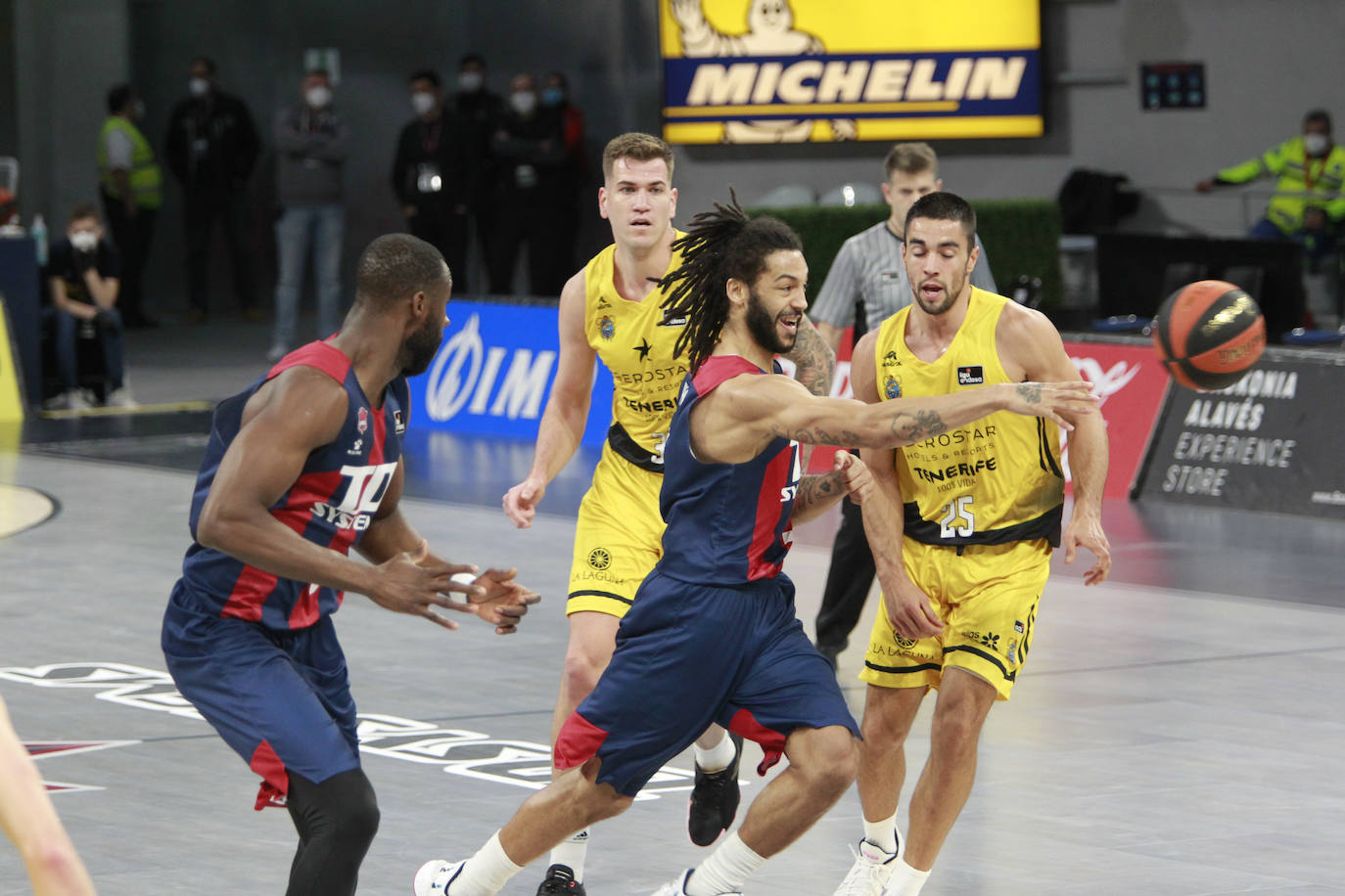 Fotos: El Tenerife-Baskonia, en imágenes