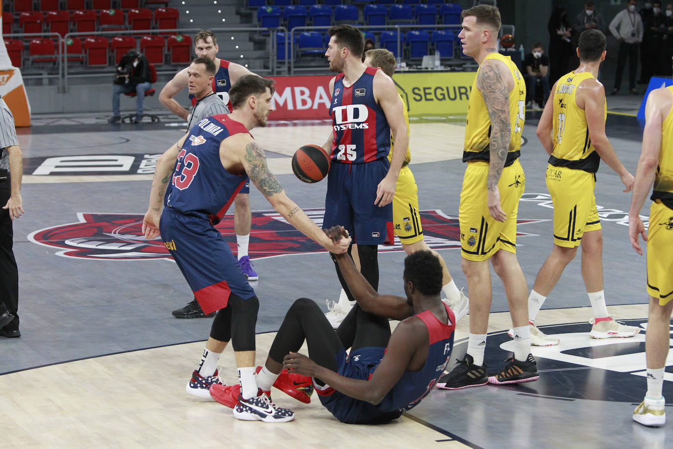 Fotos: El Tenerife-Baskonia, en imágenes
