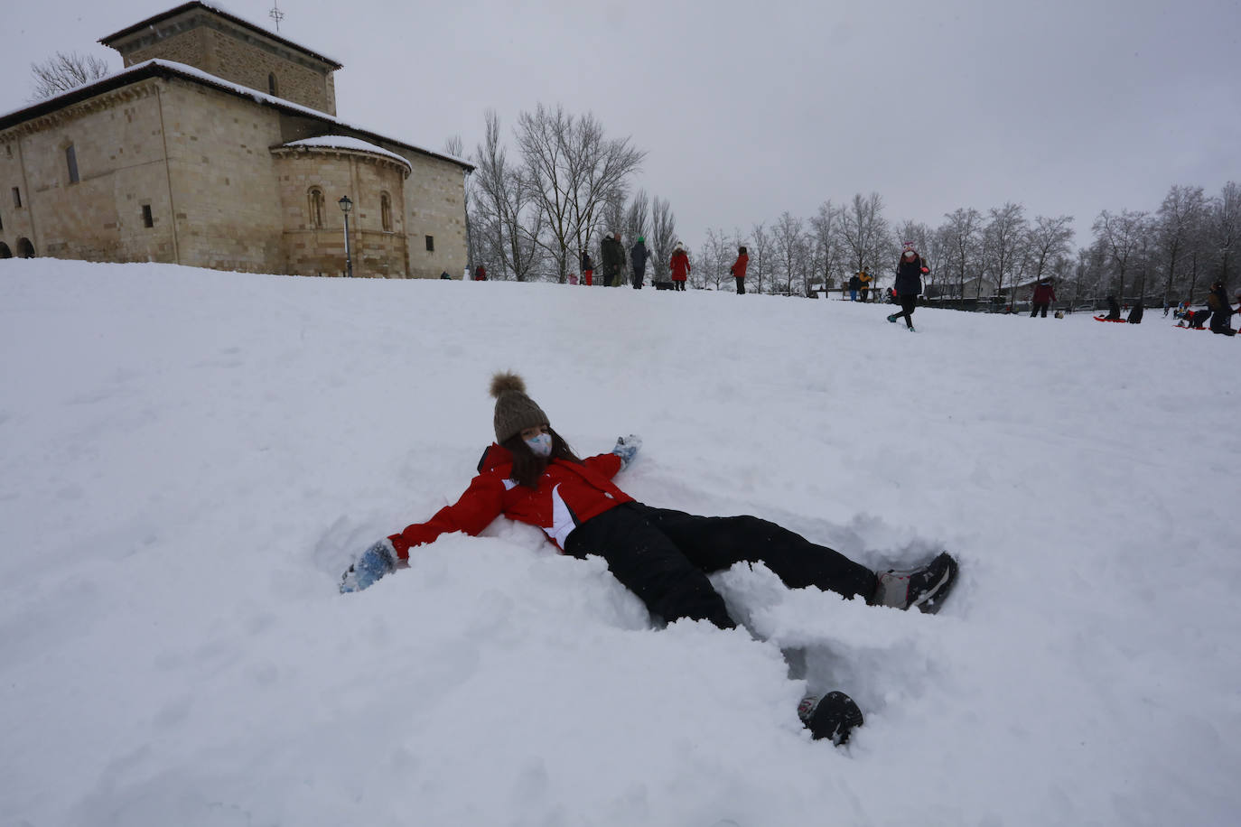 Fotos: Vitoria se divierte en la nieve