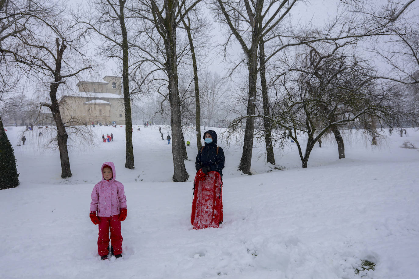 Fotos: Vitoria se divierte en la nieve