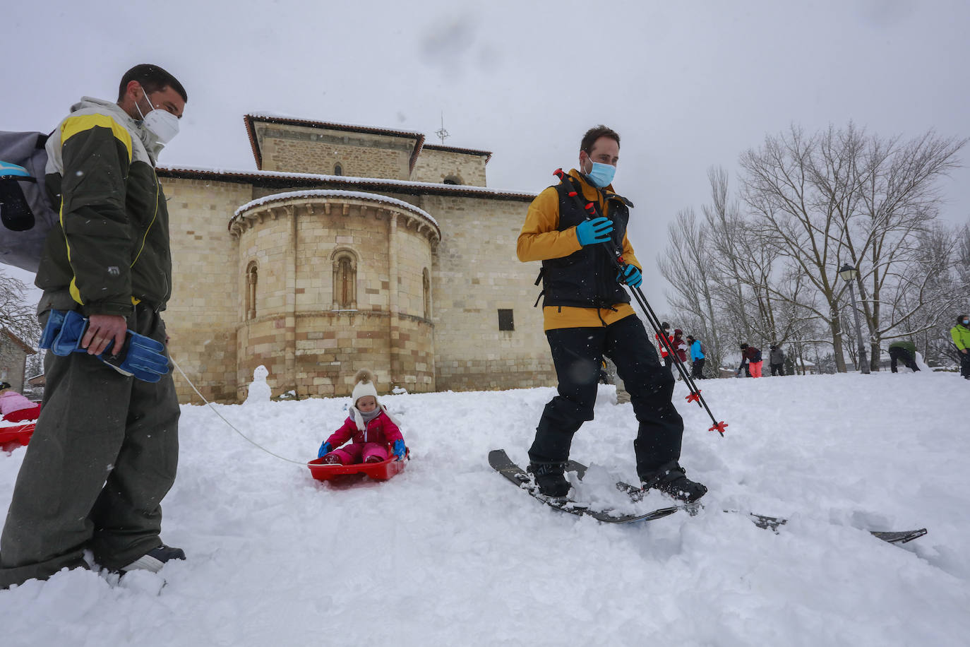 Fotos: Vitoria se divierte en la nieve