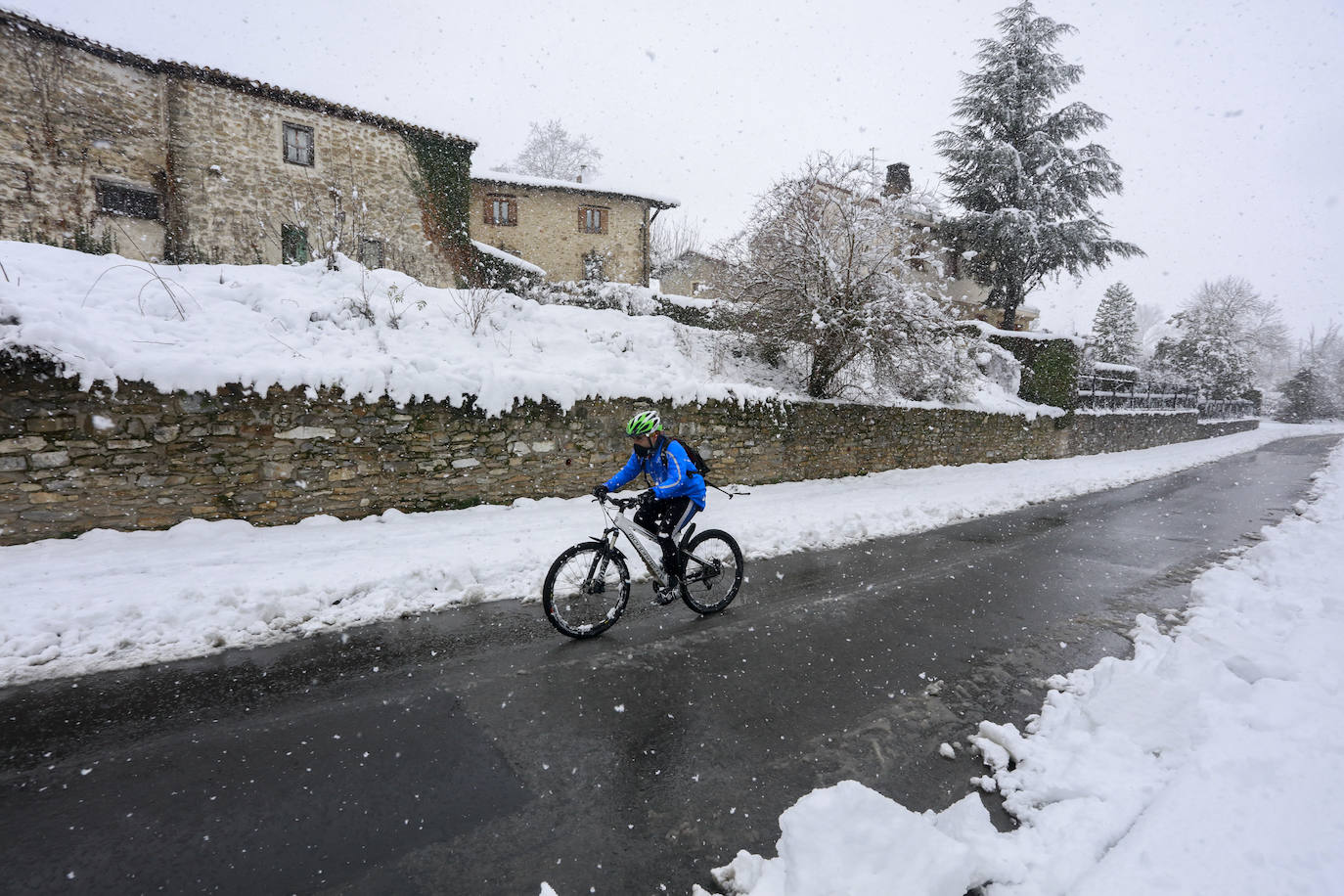 Fotos: Vitoria se divierte en la nieve