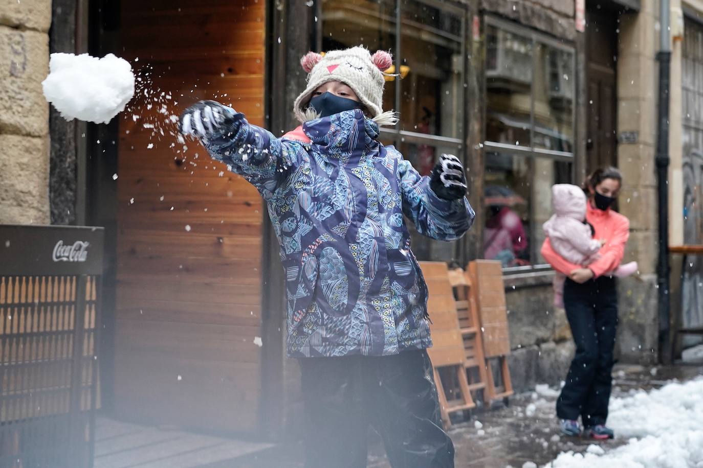 Fotos: Las imágenes del temporal a su paso por Álava