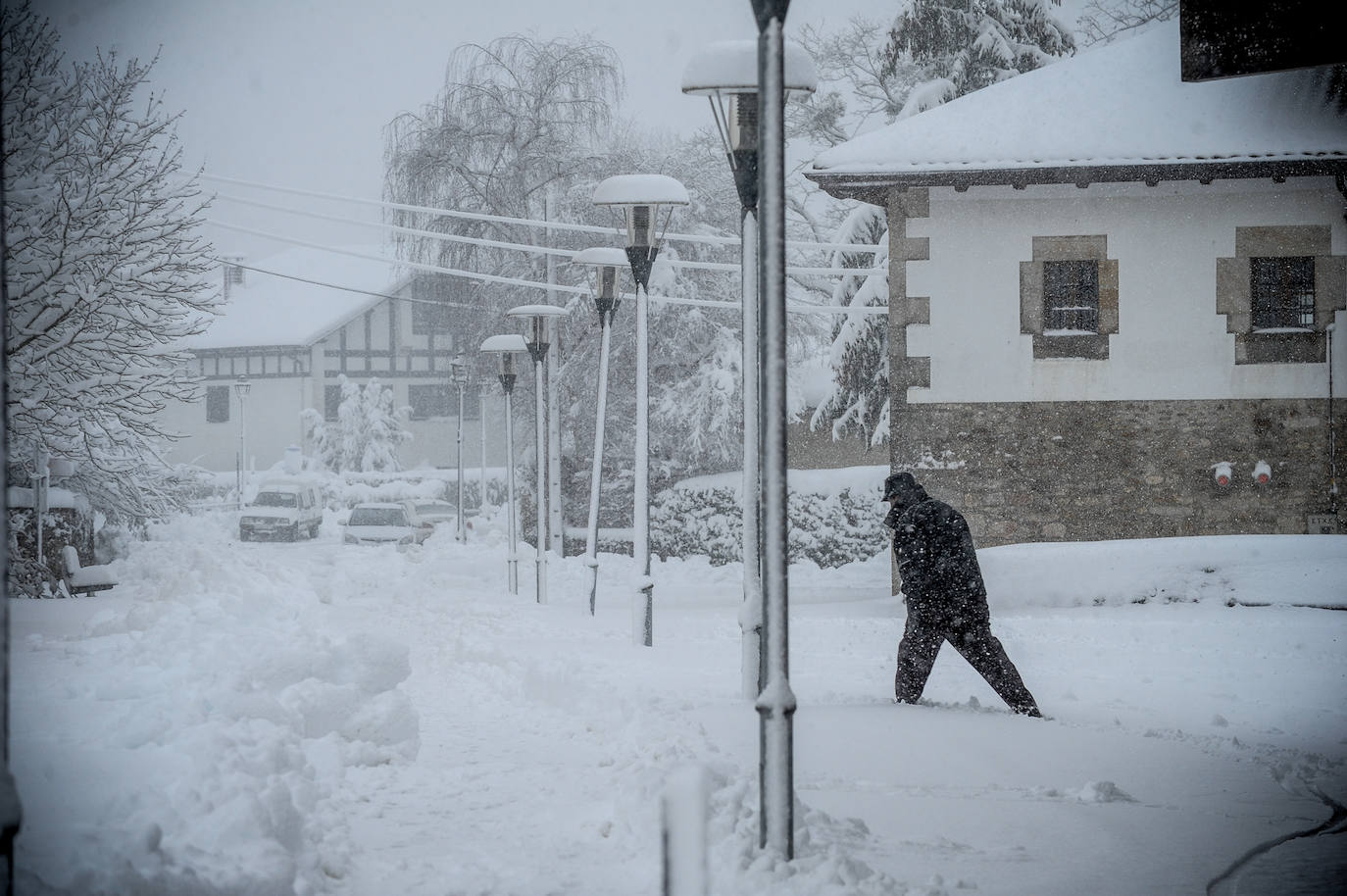 Fotos: Las imágenes del temporal a su paso por Álava