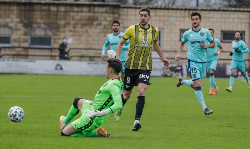 Fotos: Dura derrota del Portugalete en Copa del Rey