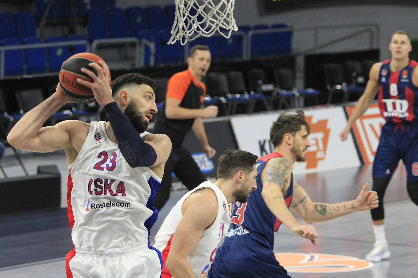 Fotos: Las imágenes del TD Systems Baskonia-CSKA