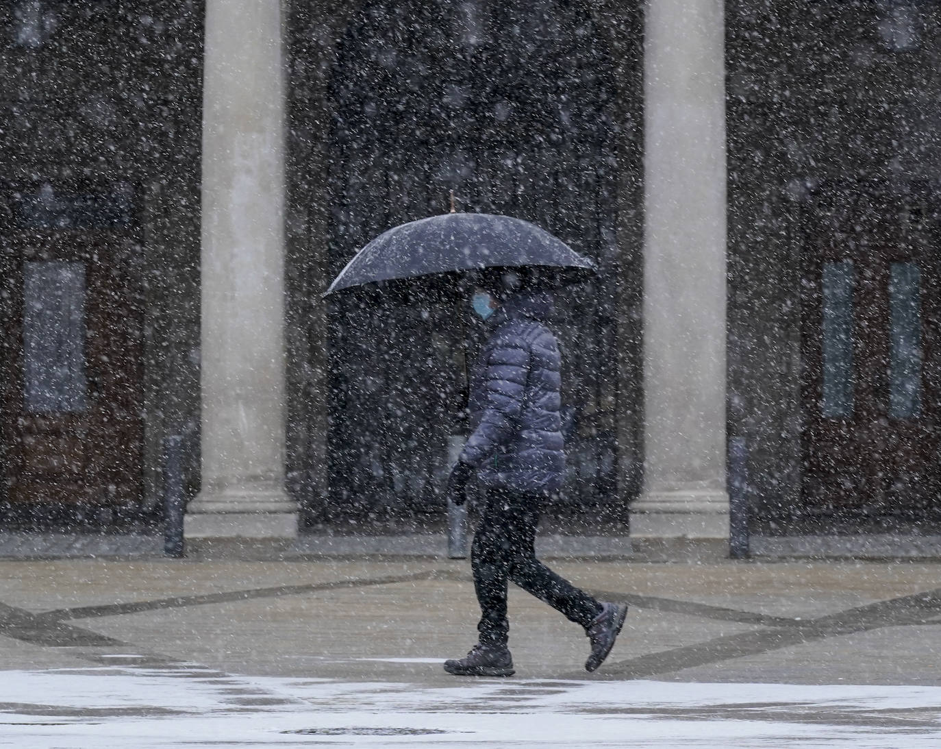 Fotos: Álava se prepara para otra jornada de nieve