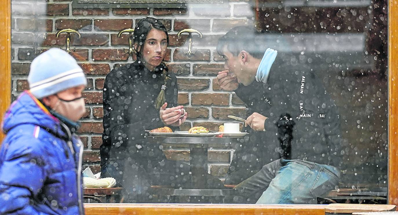 El paso de 'Filomena' complica la movilidad por Álava al anochecer