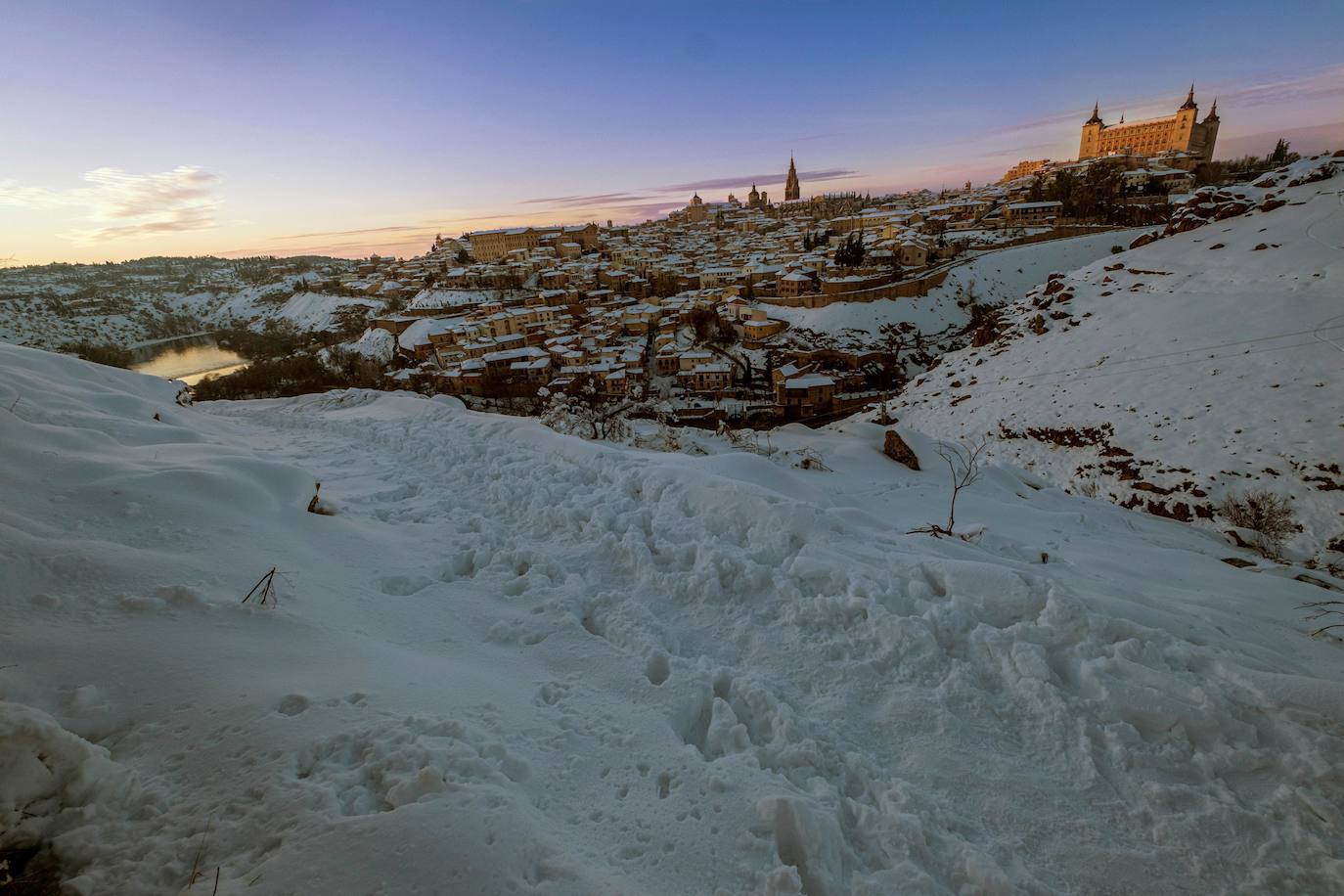 Vista general de la ciudad de Toledo tras el paso de la borrasca Filomena el lunes día 11