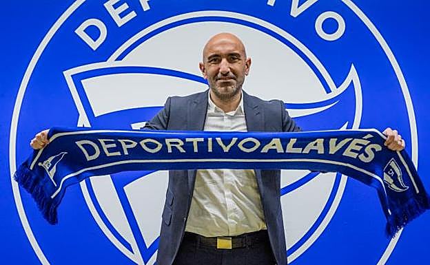 Abelardo comienza su segunda etapa en el banquillo de Mendizorroza.