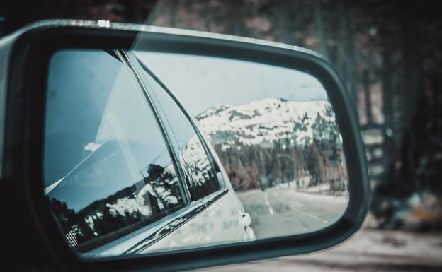 Por qué te interesa una lona para el coche cuando hace frío