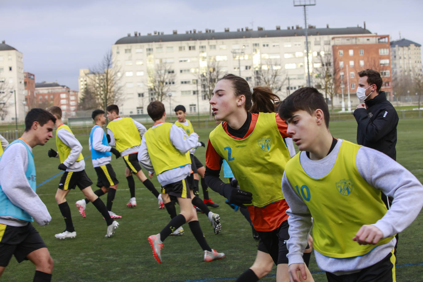 Fotos: Vuelve el deporte escolar a Álava