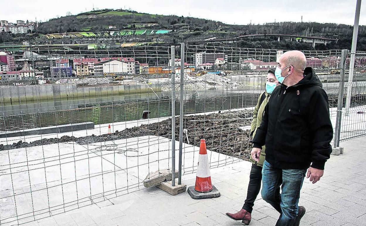 Los trabajos para reforzar el muelle están casi terminados. 
