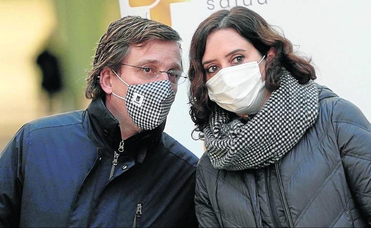 Isabel Díaz Ayuso y José Luis Martínez Almeida. 