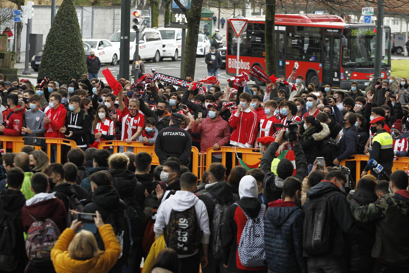 Fotos: Así ha sido el recibimiento de los supercampeones en el Ayuntamiento