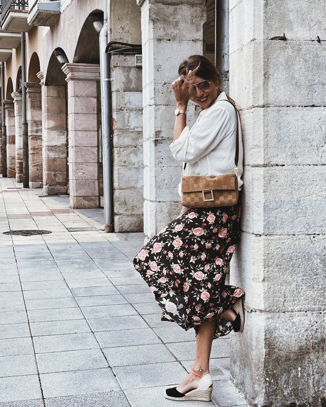 Fotos: Almudena, la diseñadora de joyas referente de estilo en Bilbao con su look todoterreno y sombreros