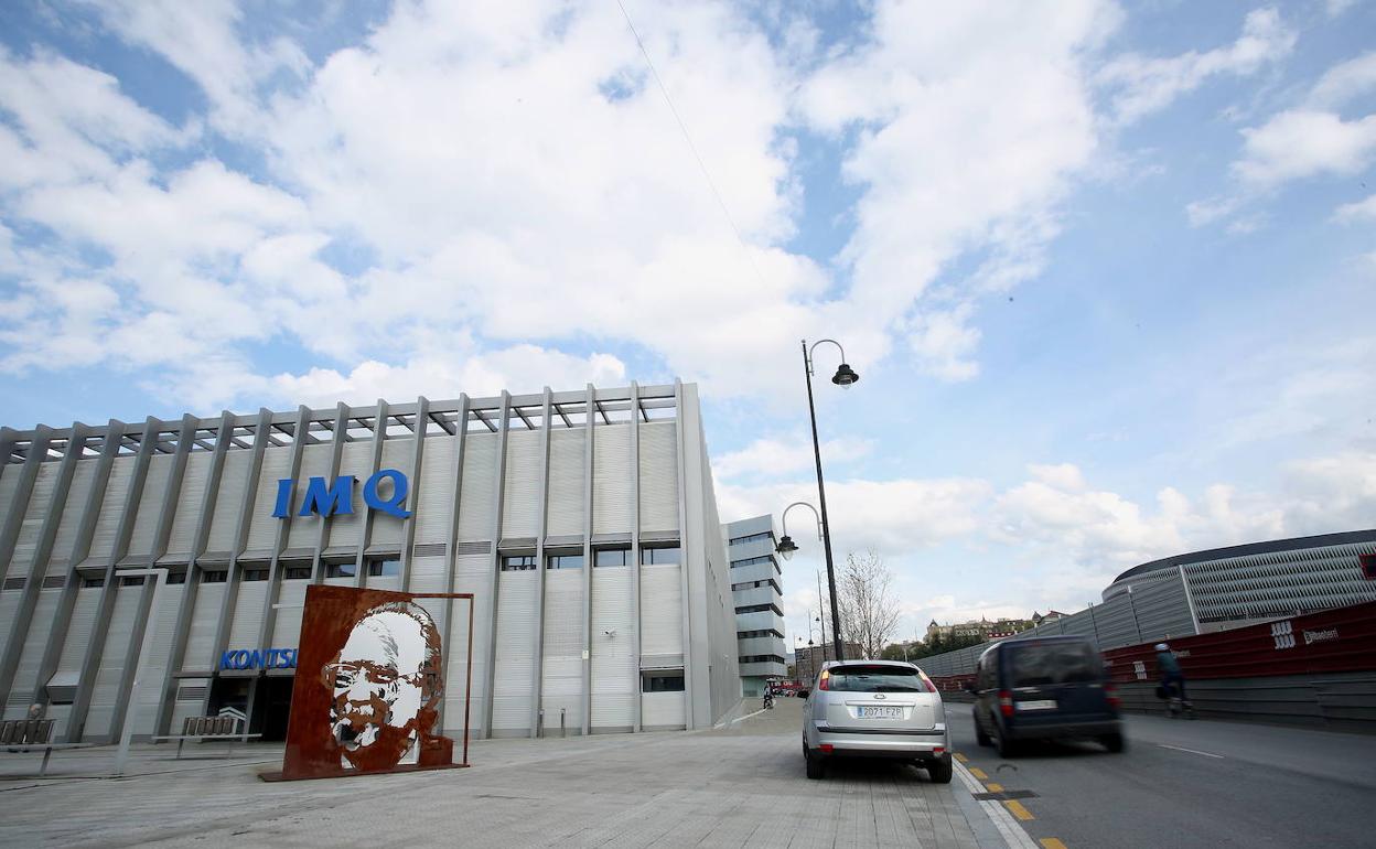 Vista de la clínica de Zorrozaurre. 
