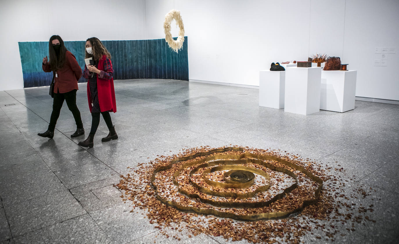 La amplia sala A3, que se recuperó como espacio expositivoo hace tres años, acoge la diversa muestra de Ballestín.